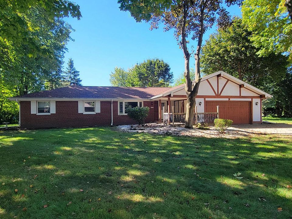 1st image of 21825 Oakmont LANE