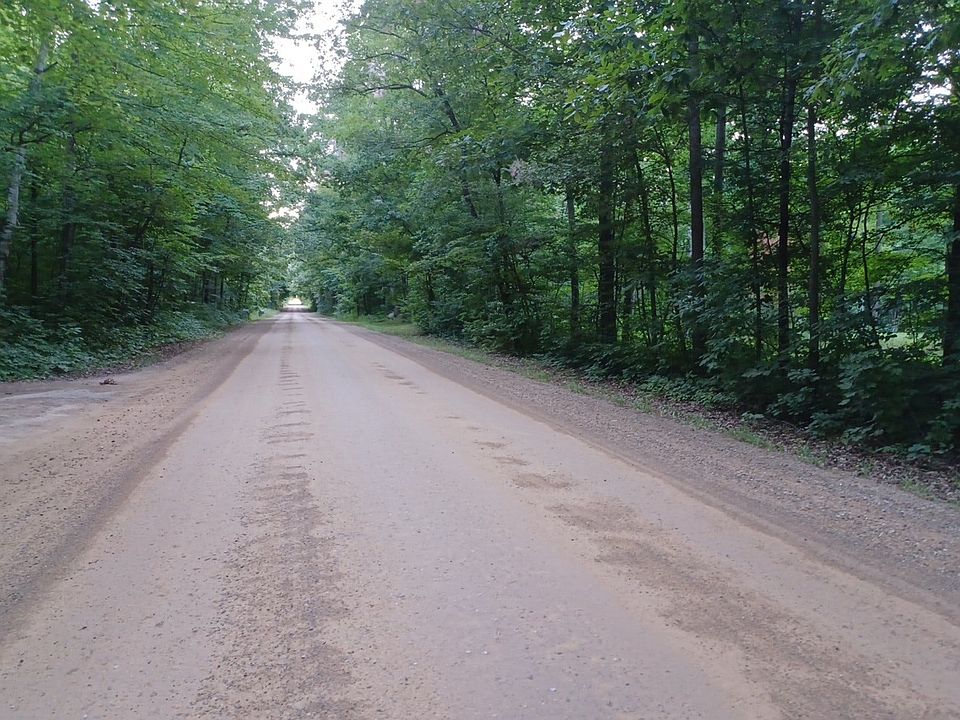 2nd image of 2818 Gravel Creek Rd