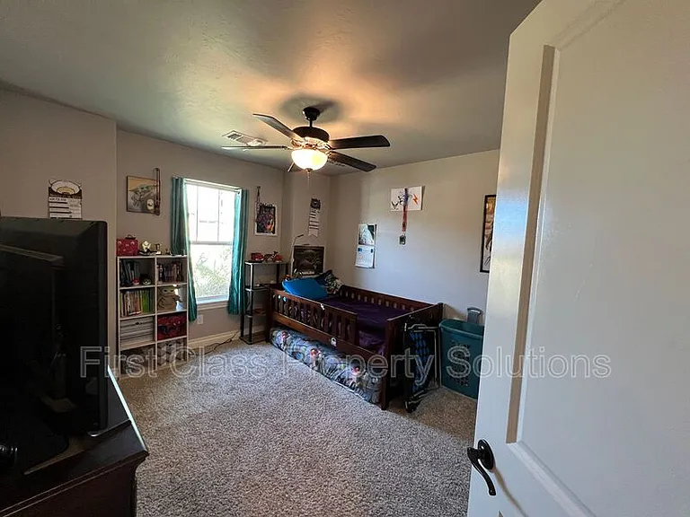 3116 Drake Crest Dr — Photo 18