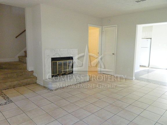 5th image of 226 Mill Creek Pl