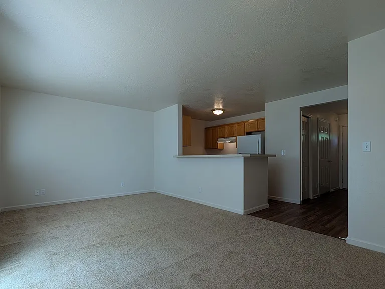 5949 Aster St — Photo 6