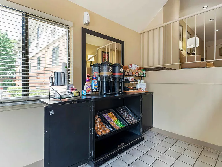 Free Grab-and-Go Breakfast
