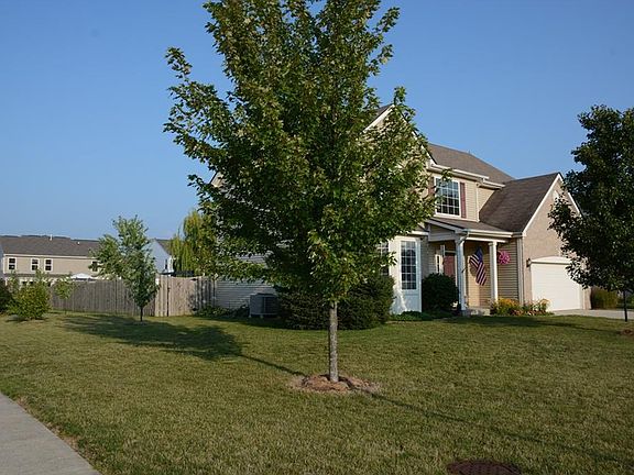 3rd image of 618 Bristle Lake Cir