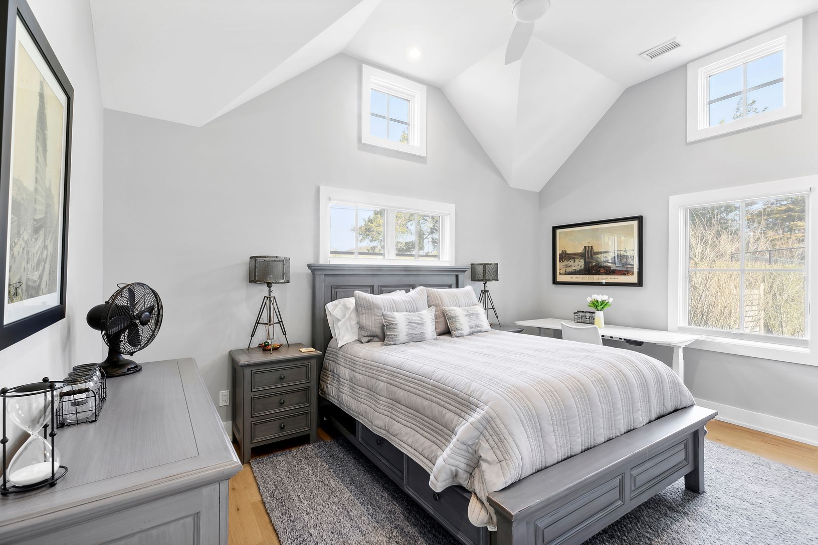  1 of 3 guest bedrooms