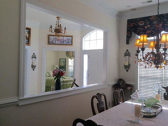 Partial view of Dining Rm