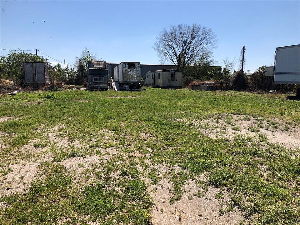 2nd image of 1890 Industrial Park Rd