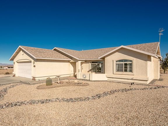 2nd image of 7757 E Larkspur Dr