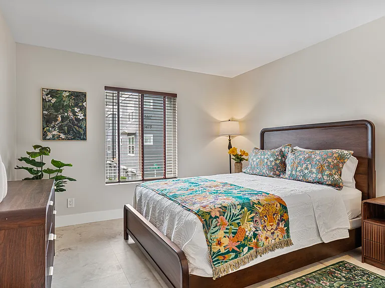 Cabrillo Bay Ln — Photo 8