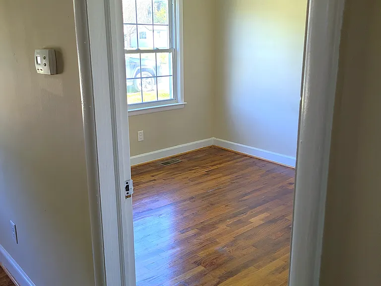 1317 Onyx St #2 — Photo 5