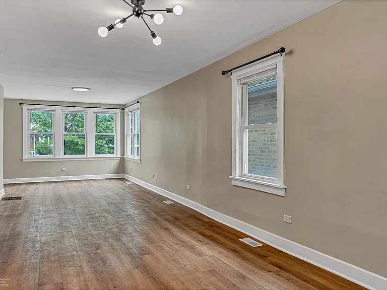 4618 N Avers Ave #1 — Photo 9