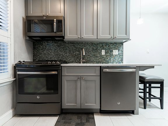 5th image of 209-37 35th Ave #A