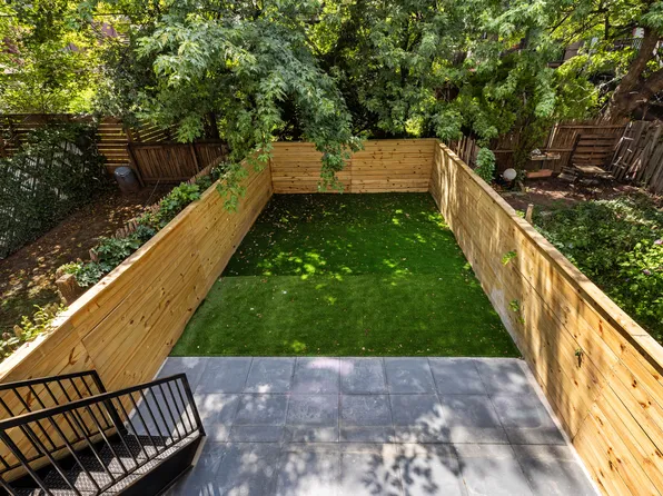 174 Hall Street image 12 of 13