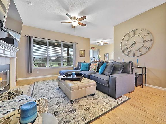 5th image of 2432 E Caparina Dr