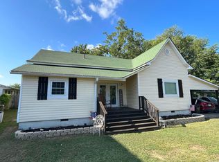 1507 Spring Ave, Mena, AR 71953