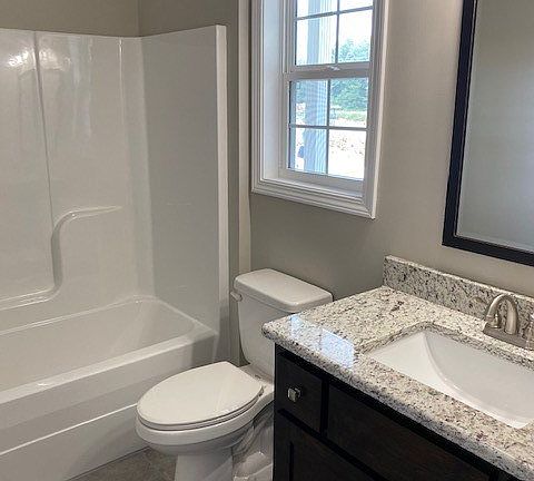 3rd image of 2111 Pembrooke Pine Cir
