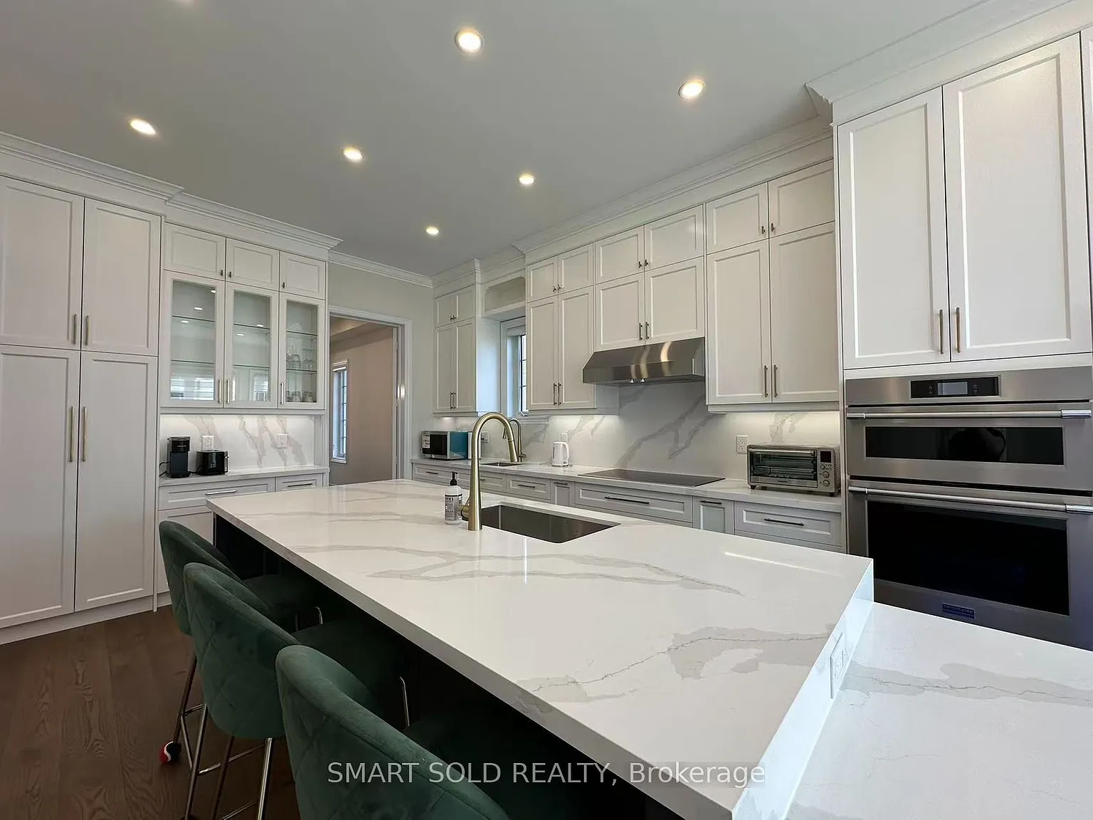 5 bed, $8,000 — Photo 4
