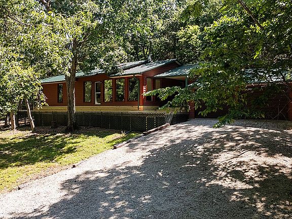 2nd image of 14932 Honeydew Rd