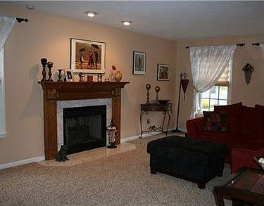 5th image of 337 Green Fields Ct