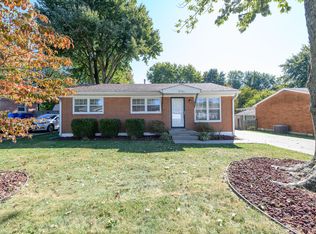 9521 Maple Rd, Louisville, KY 40229