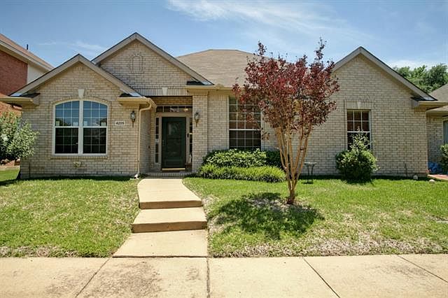 1st image of 4205 Primrose Dr