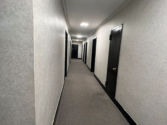 5th image of 1420 York Ave APT 5E