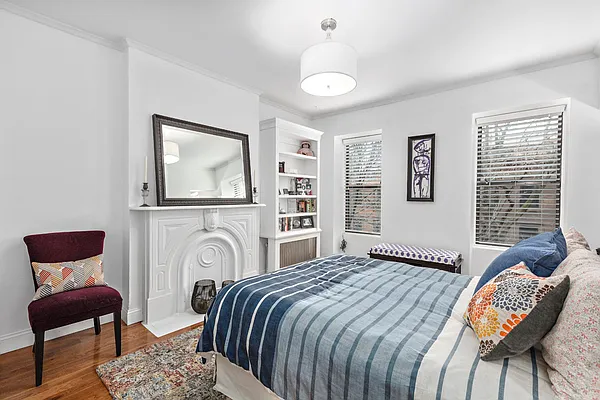 Rented by Keller Williams NYC | media 11