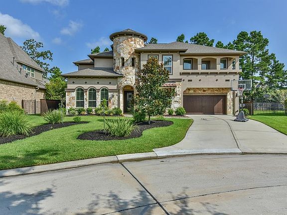 Welcome to 121 Tehama Court ! An automated home; control your home from anywhere