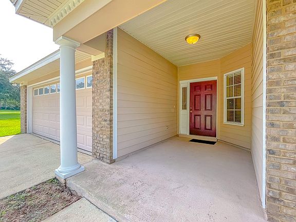3rd image of 2325 Heathrow Dr