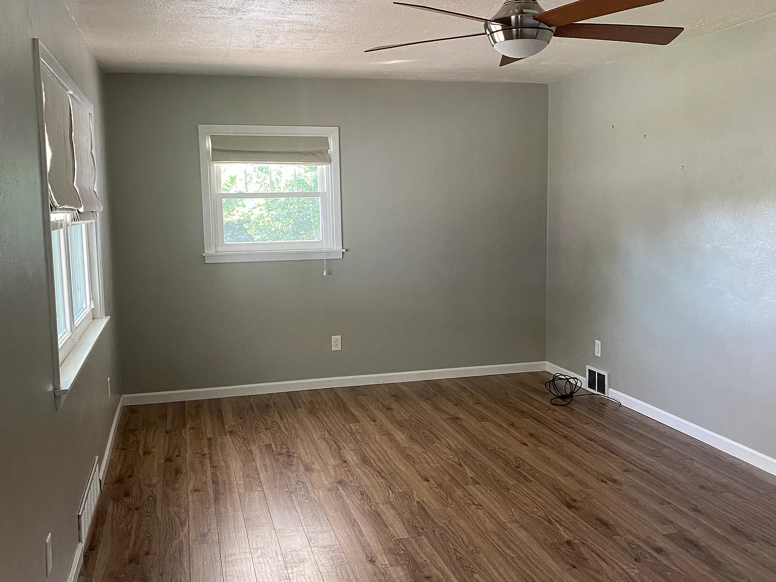 3 bed, 1.5 bath, $1,450 — Photo 4