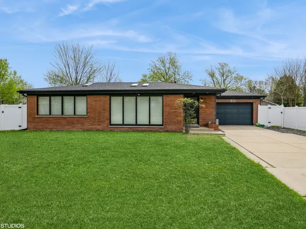 489 Good Ave, Des Plaines, IL 60016