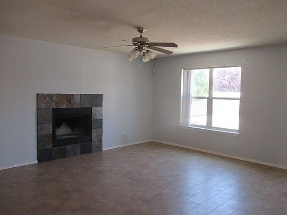 3rd image of 5745 Laurel Clark Ln