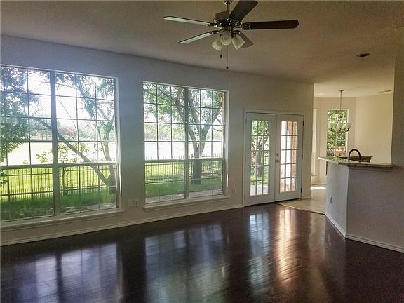 4th image of 5009 Quail Creek Dr