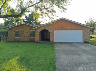 1419 Arlington Dr, Fairborn, OH 45324