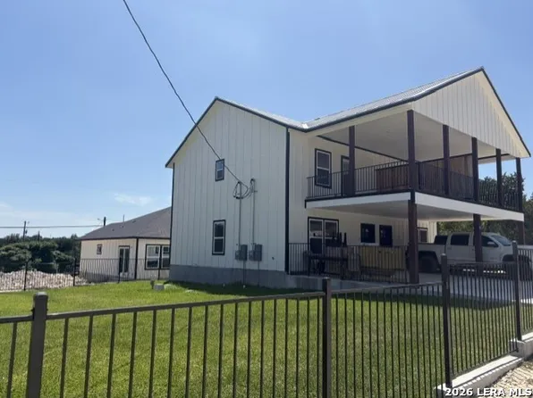440 BRIANNE TRL, Spring Branch, TX 78070