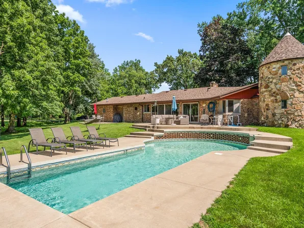 6282 W Bleck Rd, La Porte, IN 46350