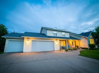 1224 W Briarwood St, Marshfield, WI 54449