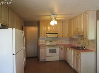 10882 Easton Rd, New Lothrop, MI 48460