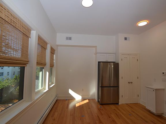 4th image of 614 Garden St #2