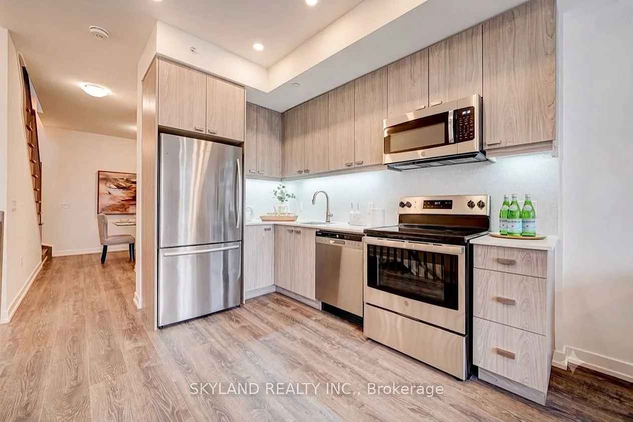 3 bed, $3,300 — Photo 4