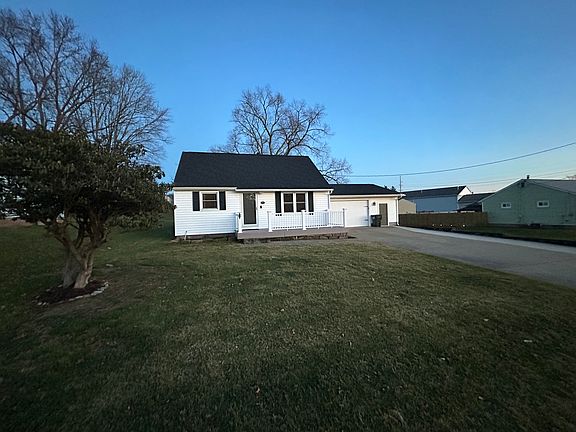 3rd image of 138 California Ave #1