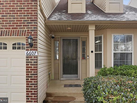 5th image of 6607 Castle Bar Ct