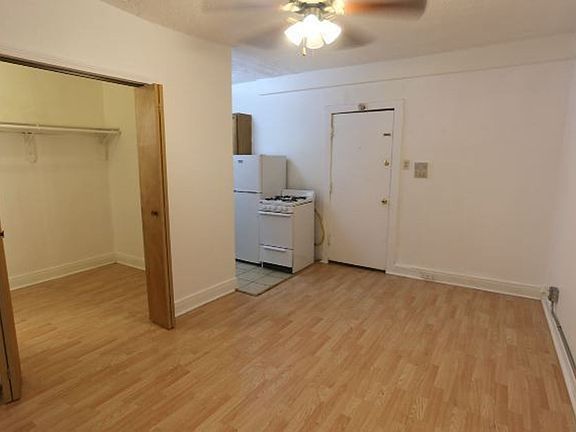 5th image of 4735 N Beacon St APT 104