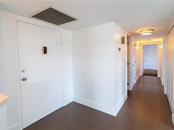 4th image of 5100 Dupont Blvd APT 4A