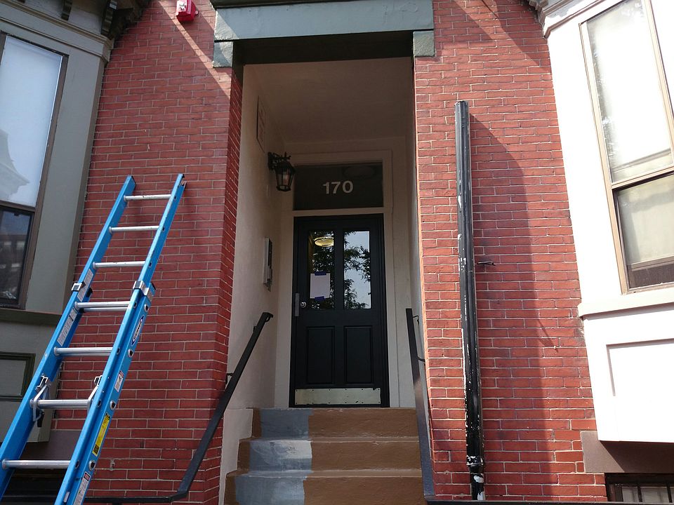 2nd image of 170 W Springfield St