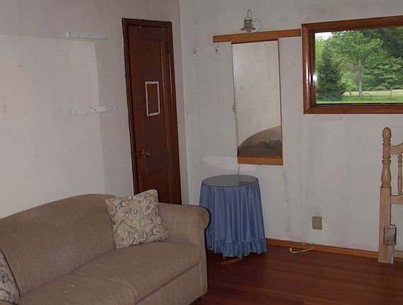5th image of 13 School House