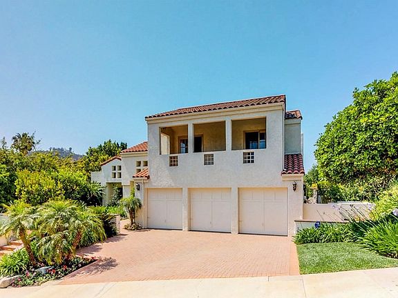 4th image of 24040 Park Granada