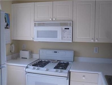 5th image of 227 Glenkirk Dr