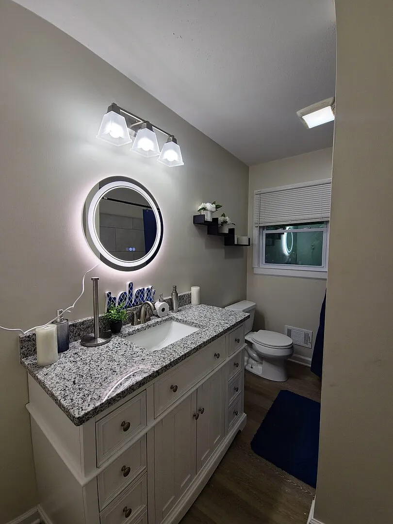 Charming 3 Bedroom 2 Bath Fully Furnished Home in Austell — Photo 4