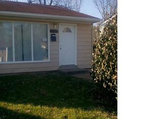10053 Royal Dr, Saint Louis, MO 63136