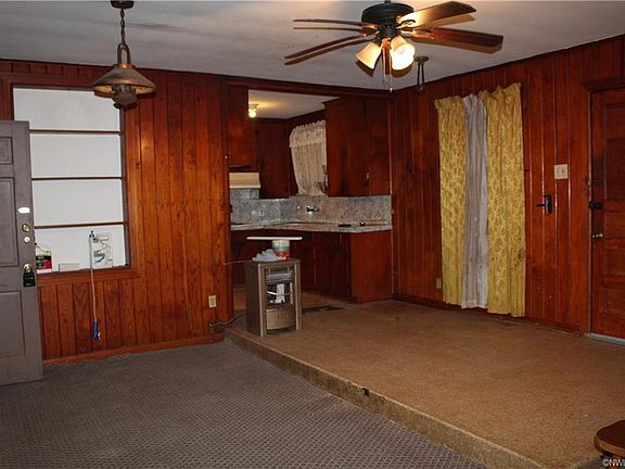 4th image of 1617 Applewood Dr